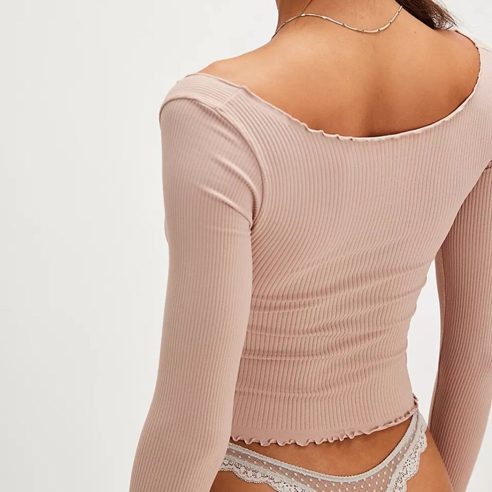 Free People Easy To Love Seamless Long-Sleeve - XS/S - NWT - Picture 2 of 5